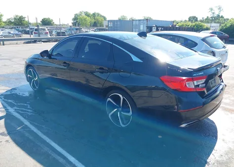1HGCV1F30LA156402